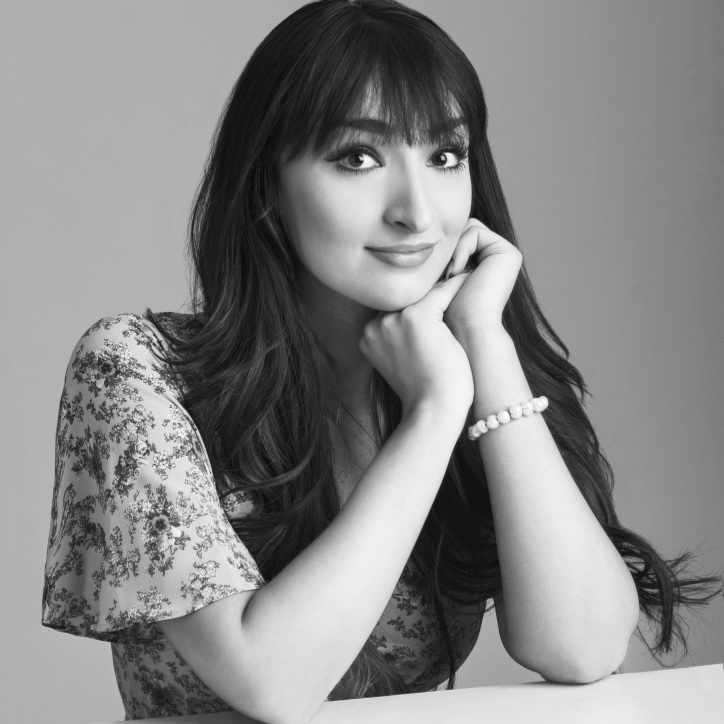 Emilie-Parry-Williams-Classical-Soprano-Singer-South-Wales8